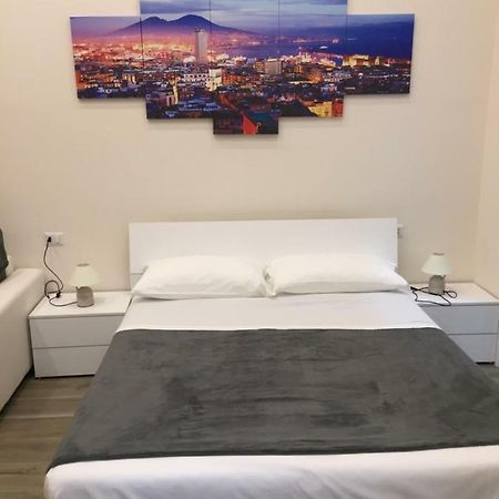 Garibaldi Station 2Punto0 Bed & Breakfast Naples Exterior photo