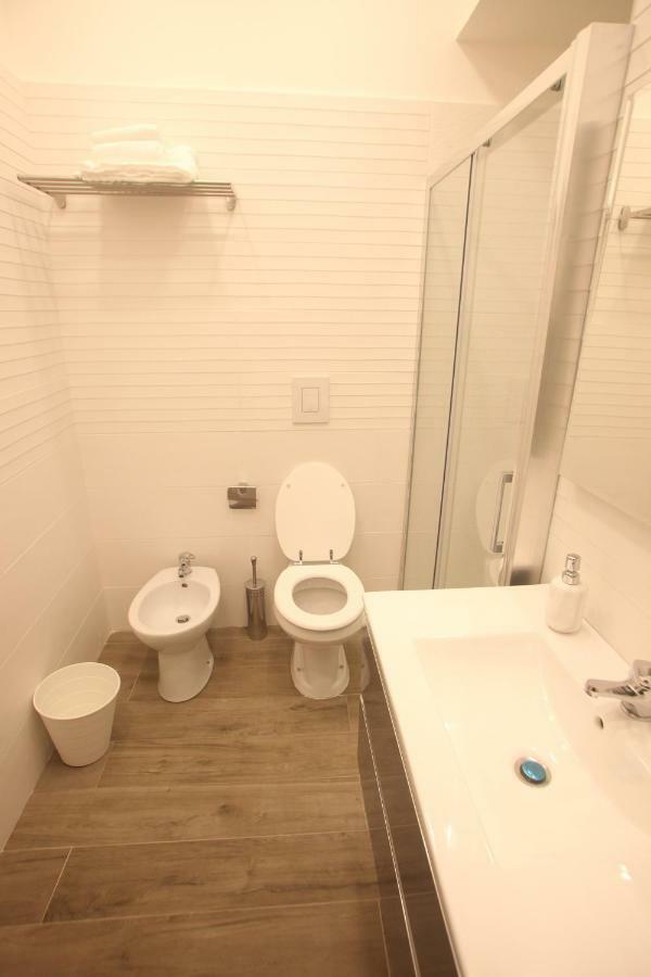 Garibaldi Station 2Punto0 Bed & Breakfast Naples Exterior photo