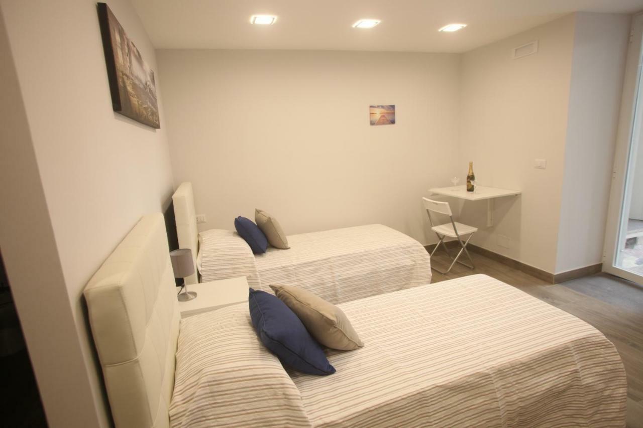Garibaldi Station 2Punto0 Bed & Breakfast Naples Exterior photo